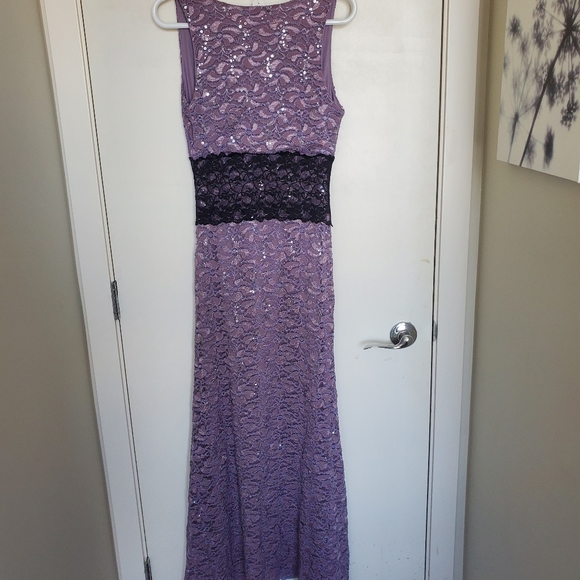 Dusky Dreaming Maxi Dress - Picture 2 of 4